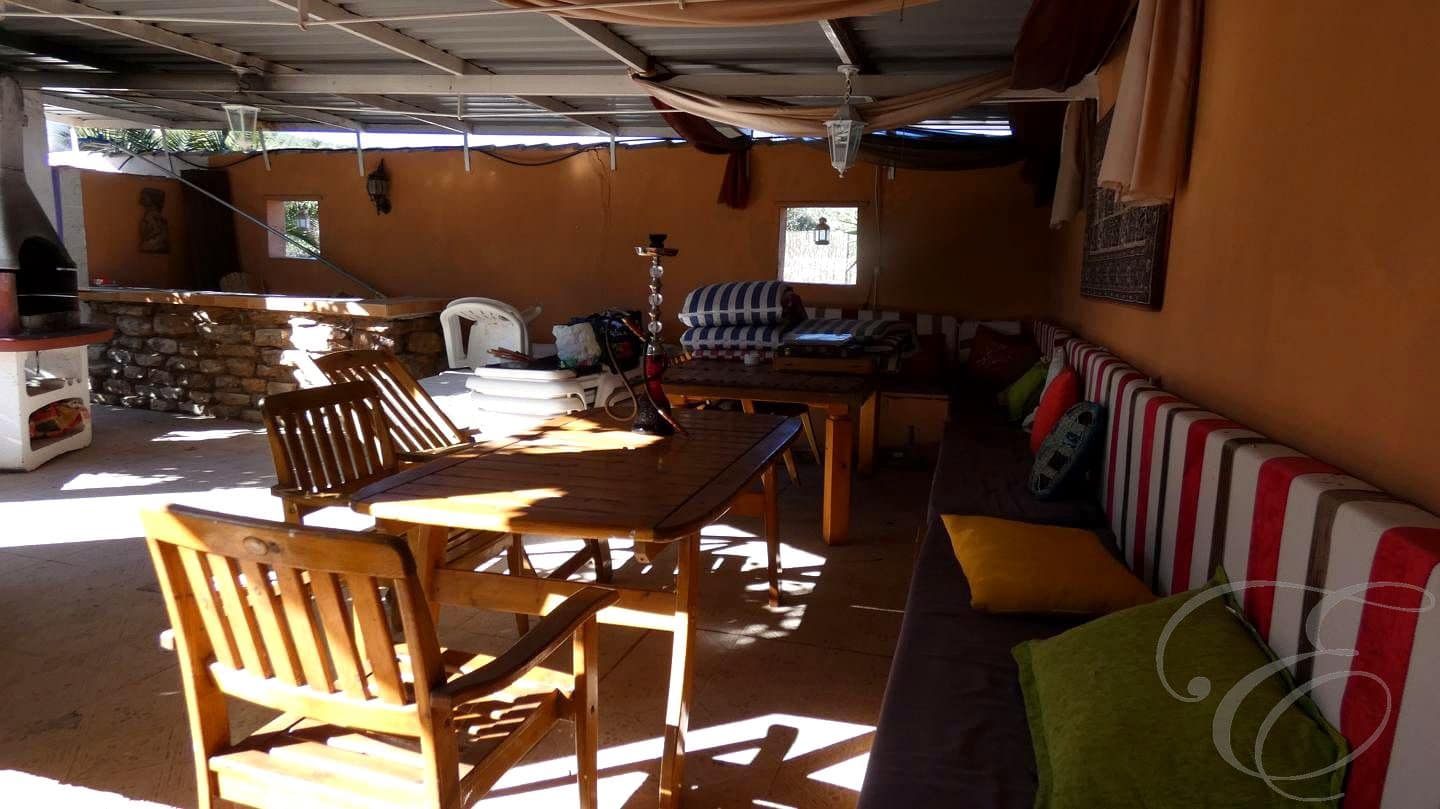 7 makuuhuone Huvila myytävänä paikassa Iznajar mukana uima-altaan 
autotalli - 299 000 € (Ref: 9489741)