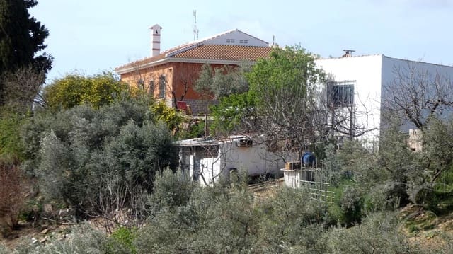 4 soveværelse Finca/Landehus til salg i Villanueva de la Concepcion med garage - € 260.000 (Ref: 9500693)