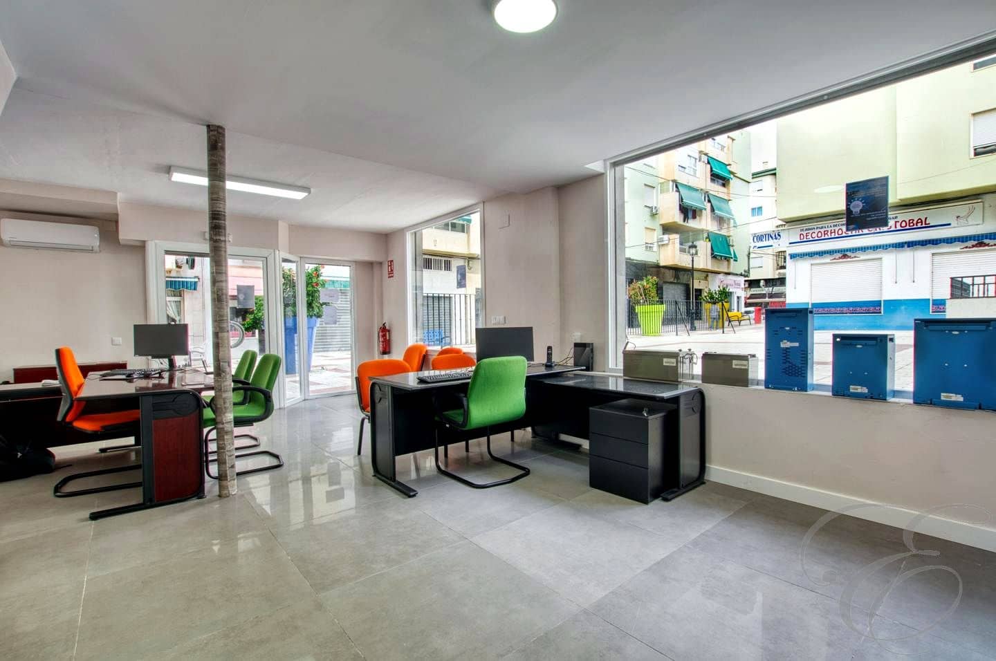 Flat for sale in Velez-Malaga - € 155,000 (Ref: 9503168)