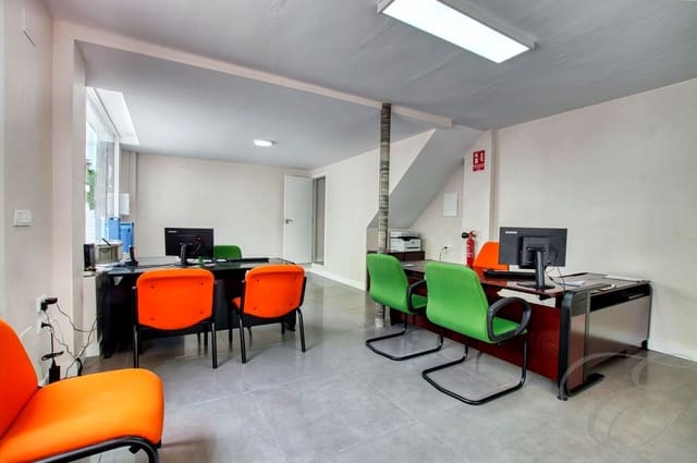 Appartement à vendre à Vélez-Málaga - 155 000 € (Ref: 9503168)