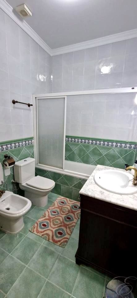 Chalet de 4 habitaciones en Caleta de Vélez en venta con piscina - 485.000 € (Ref: 9516376)