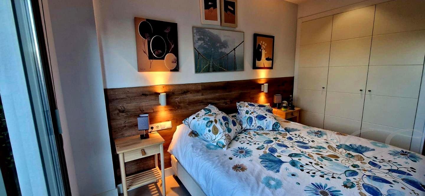 3 slaapkamer Flat te koop in Caleta de Velez met zwembad garage - € 360.000 (Ref: 9522716)