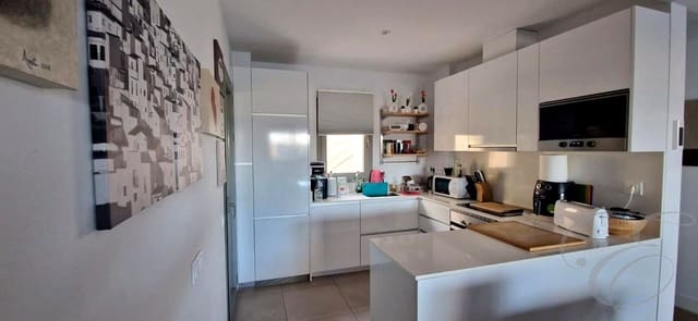 3 slaapkamer Flat te koop in Caleta de Vélez, Vélez-Málaga met zwembad garage - € 360.000 (Ref: 9522716)