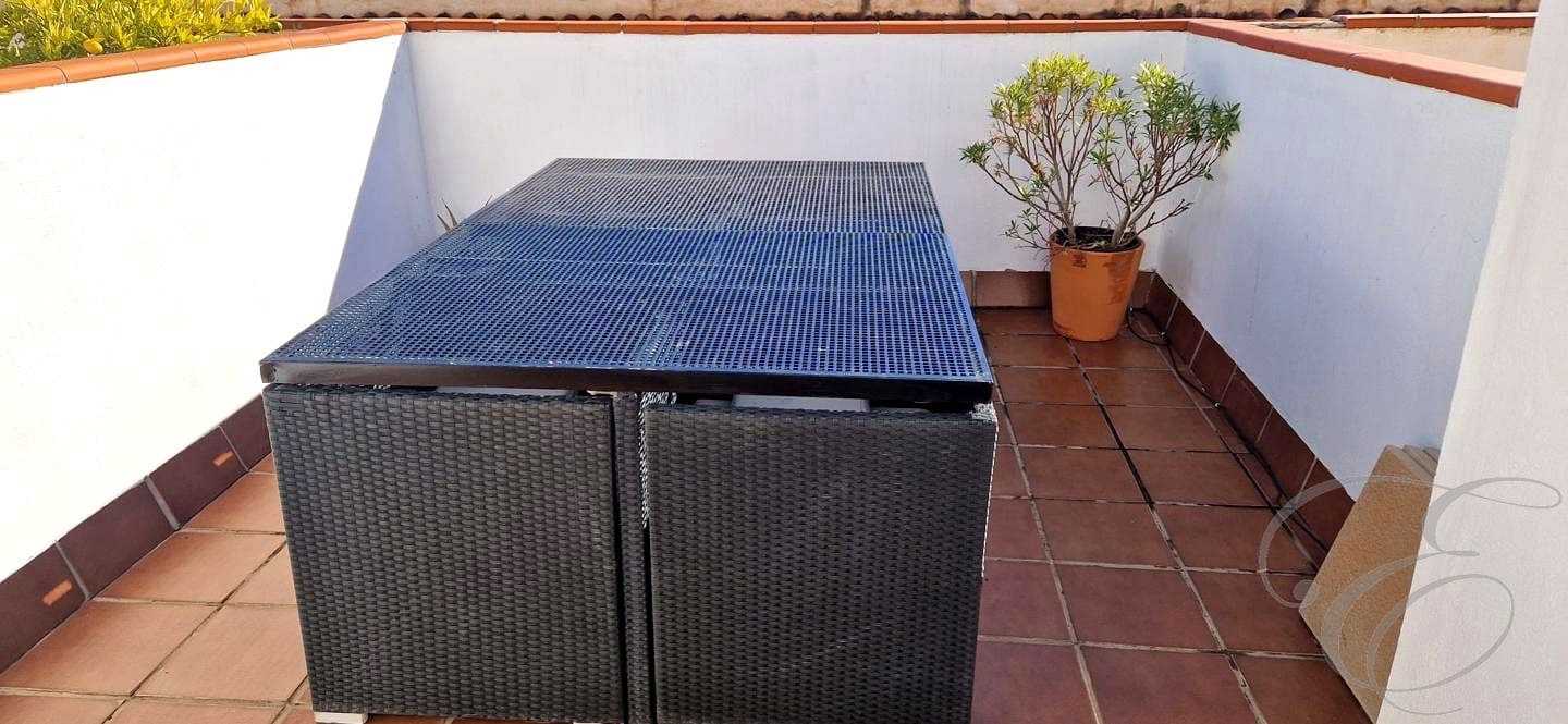 2 bedroom Flat for sale in Velez de Benaudalla with pool garage - € 134,000 (Ref: 9538996)