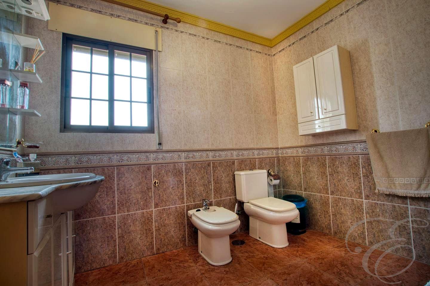 4 Zimmer Villa zu verkaufen in Periana mit Garage - 270.000 € (Ref: 9542118)