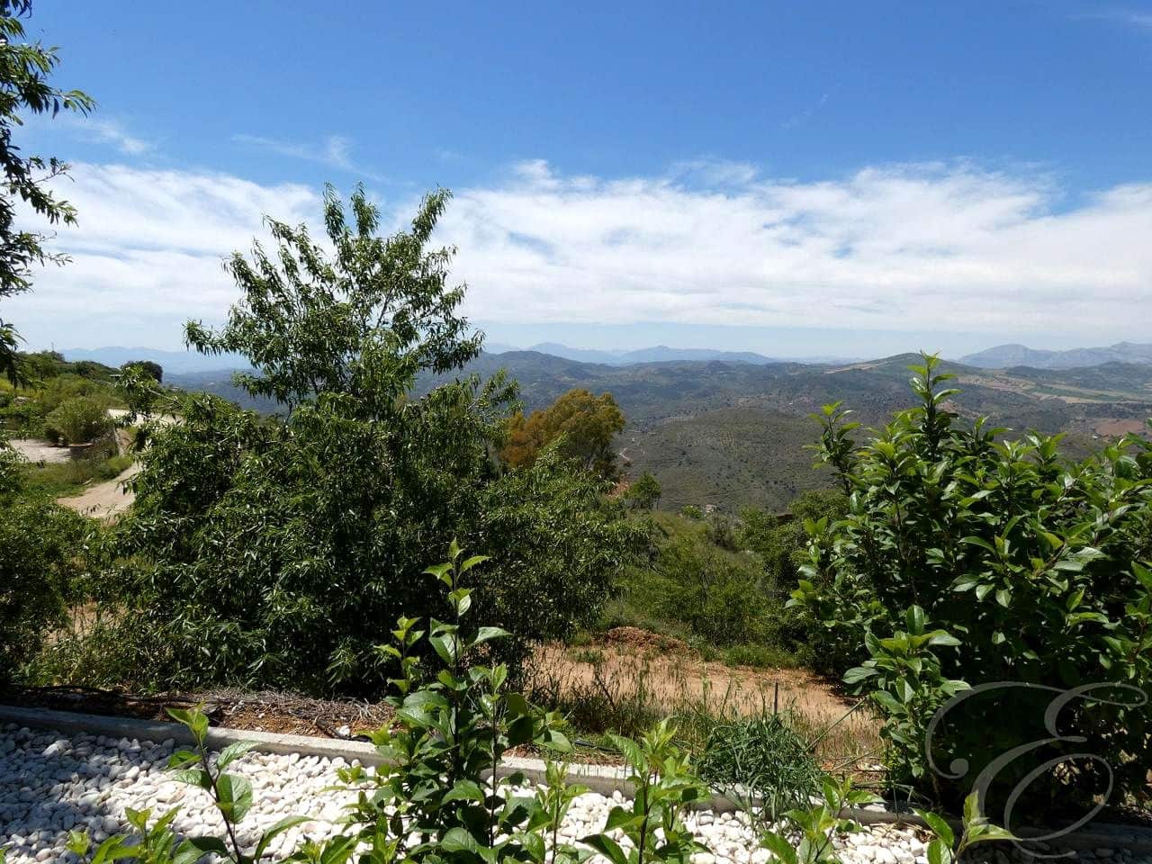 3 chambre Finca/Maison de Campagne à vendre à Casabermeja avec piscine garage - 265 000 € (Ref: 9550015)