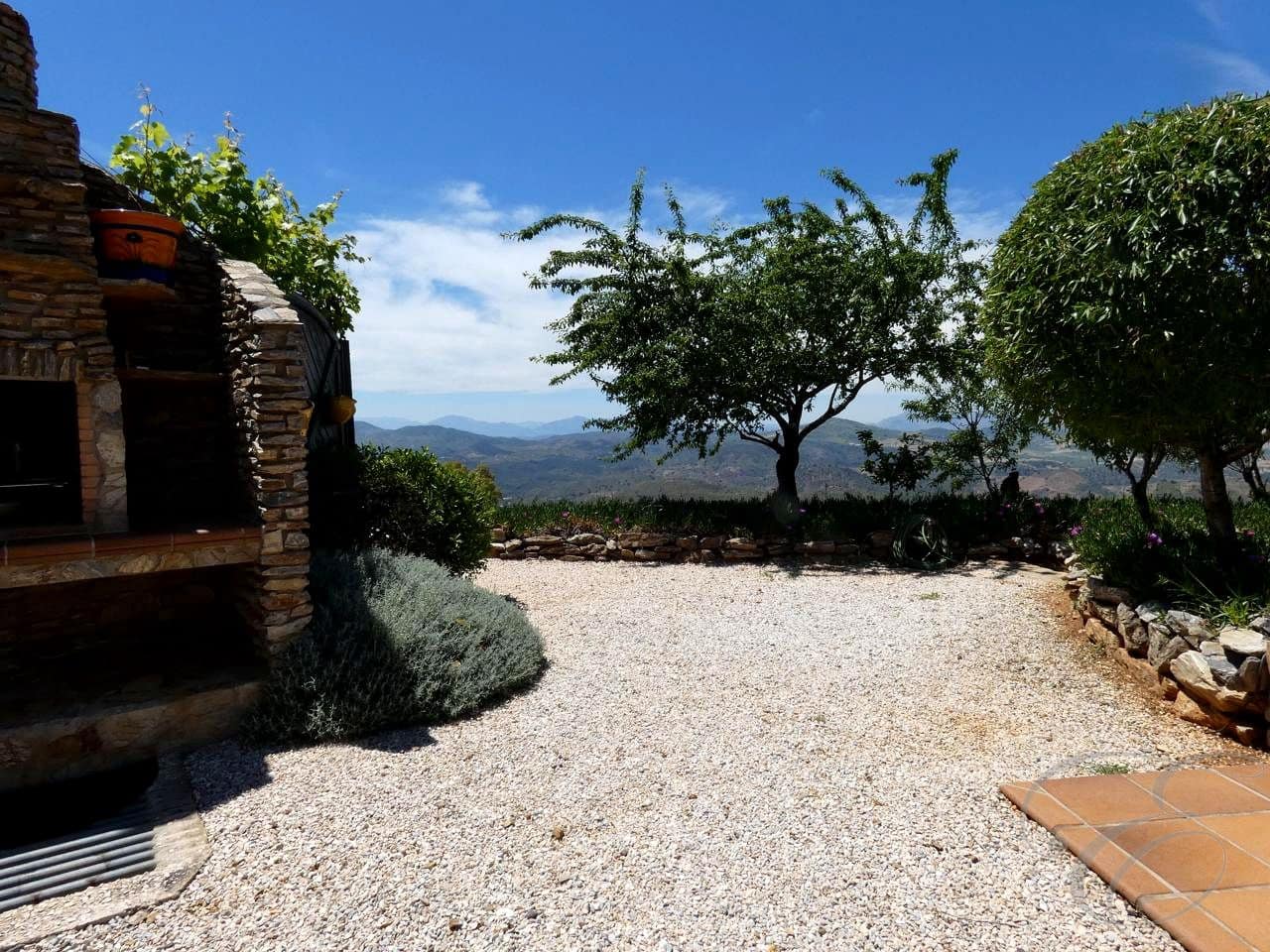 3 chambre Finca/Maison de Campagne à vendre à Casabermeja avec piscine garage - 265 000 € (Ref: 9550015)