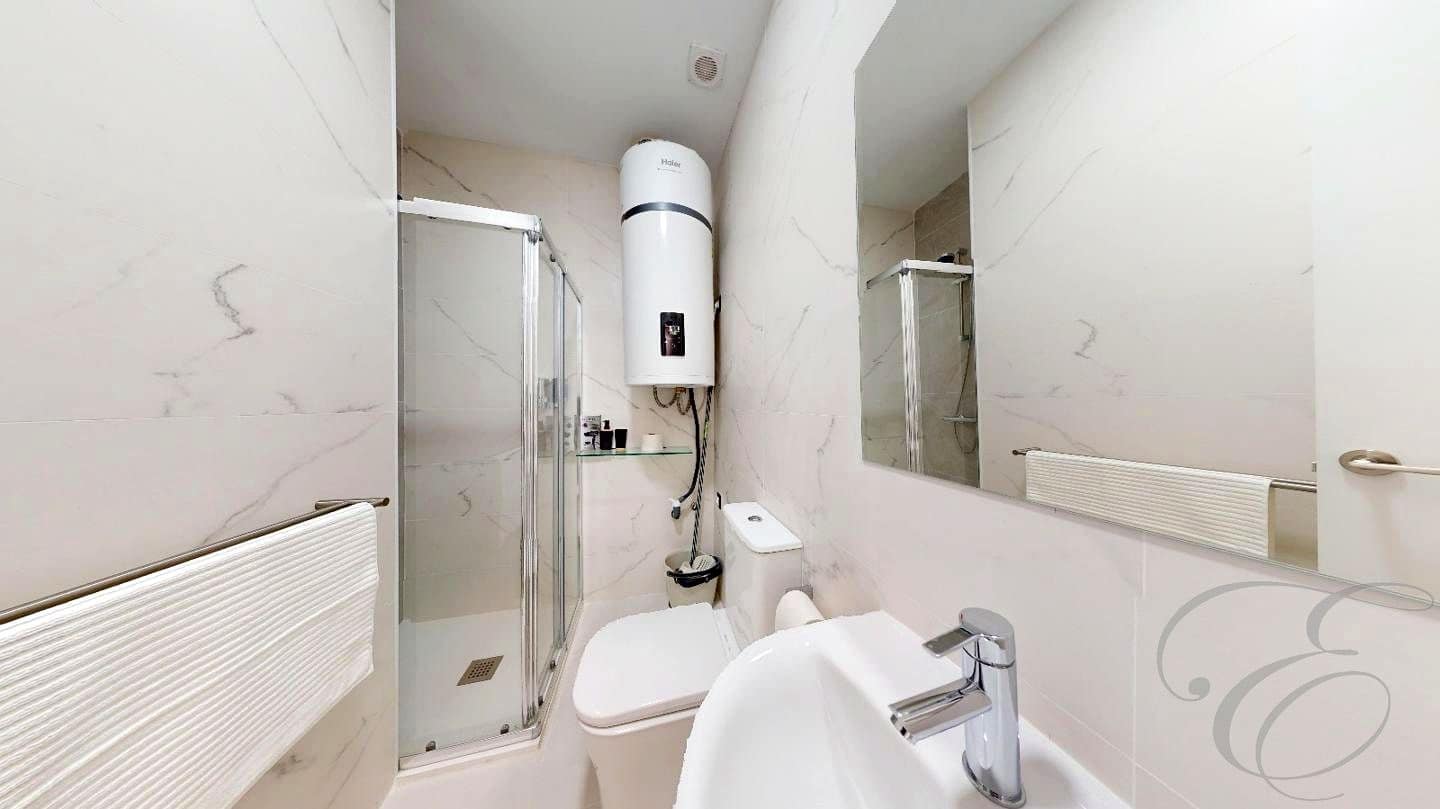 1 soverom Leilighet til salgs i Caleta de Velez - € 195 000 (Ref: 9618161)