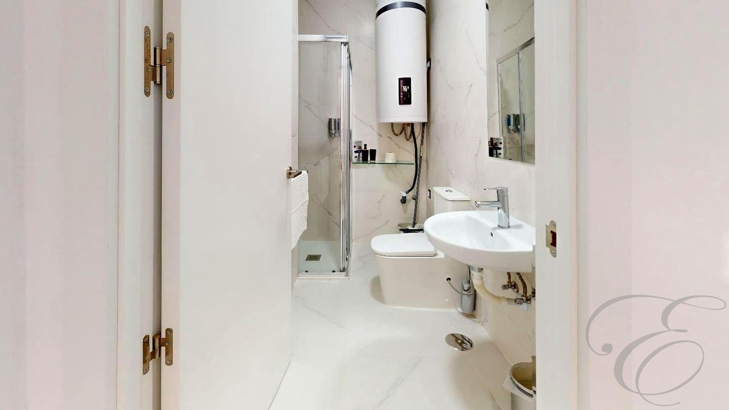 1 soverom Leilighet til salgs i Caleta de Velez - € 195 000 (Ref: 9618161)