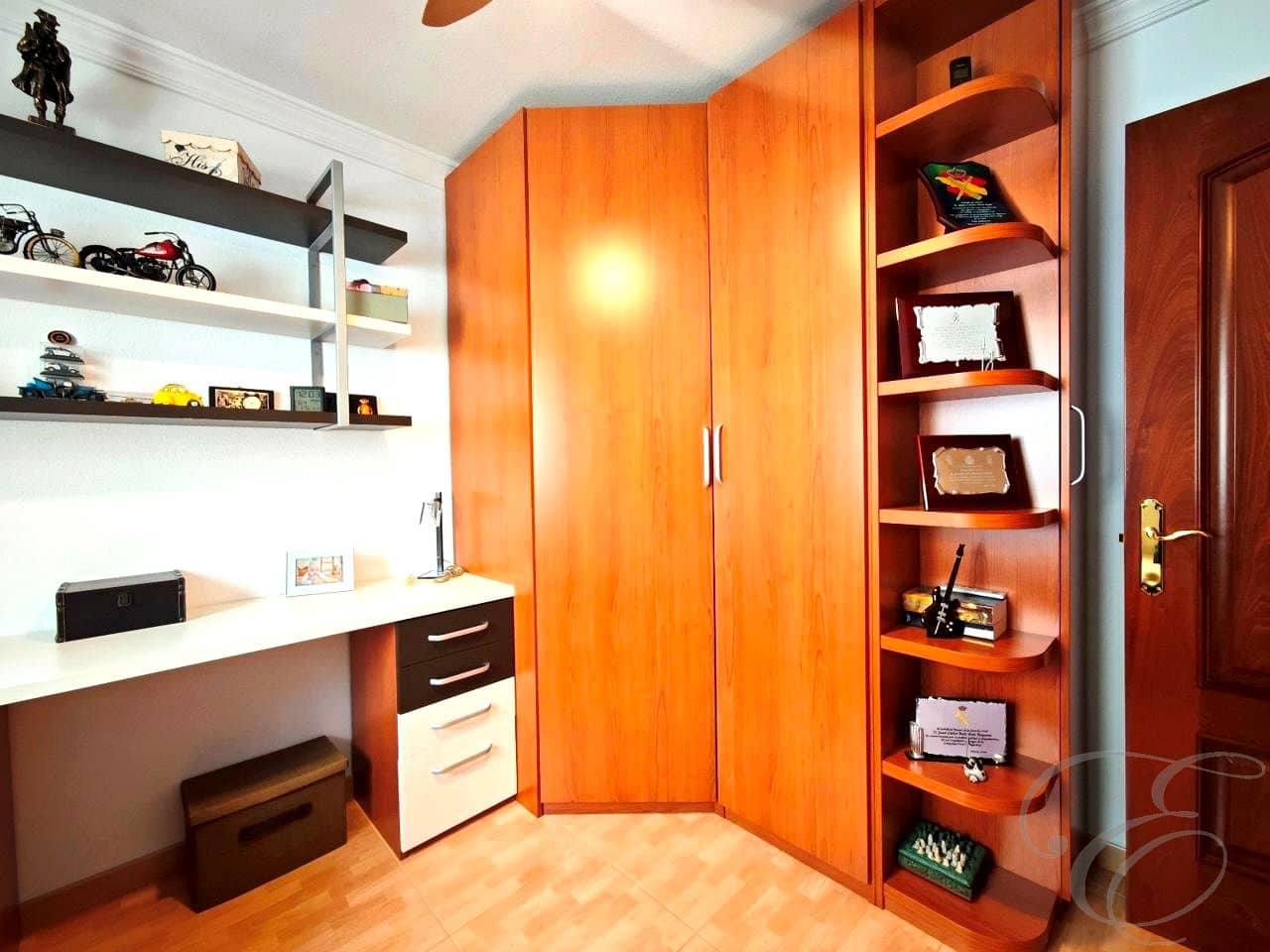 4 bedroom Villa for sale in Chilches with pool garage - € 429,000 (Ref: 9618162)