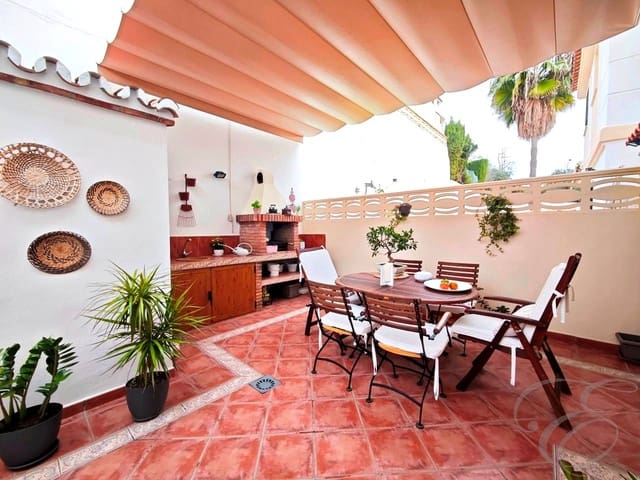 4 bedroom Villa for sale in Chilches, Vélez-Málaga with pool garage - € 429,000 (Ref: 9618162)
