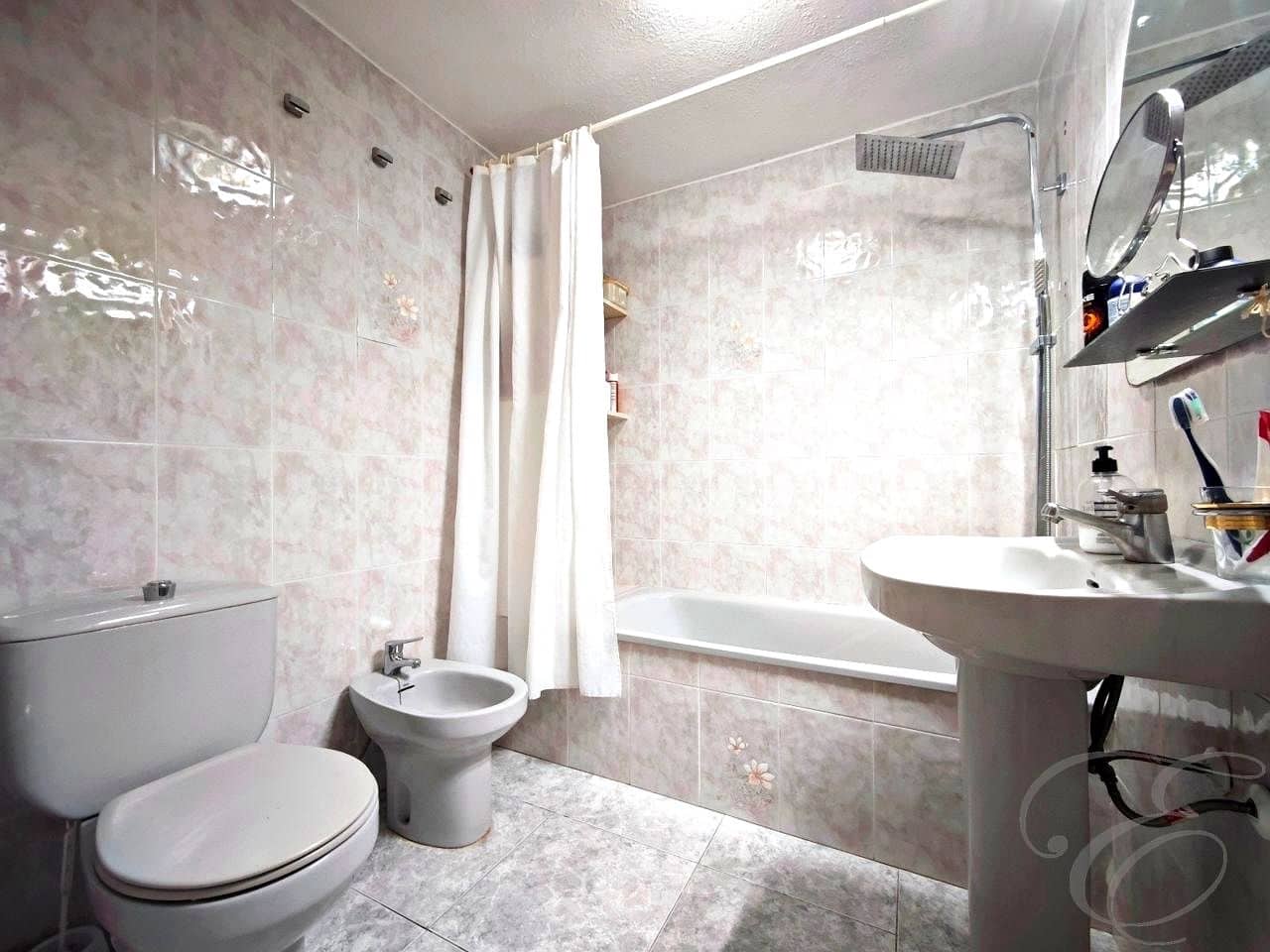 3 soverom Villa til salgs i Vinuela - € 150 000 (Ref: 9623124)