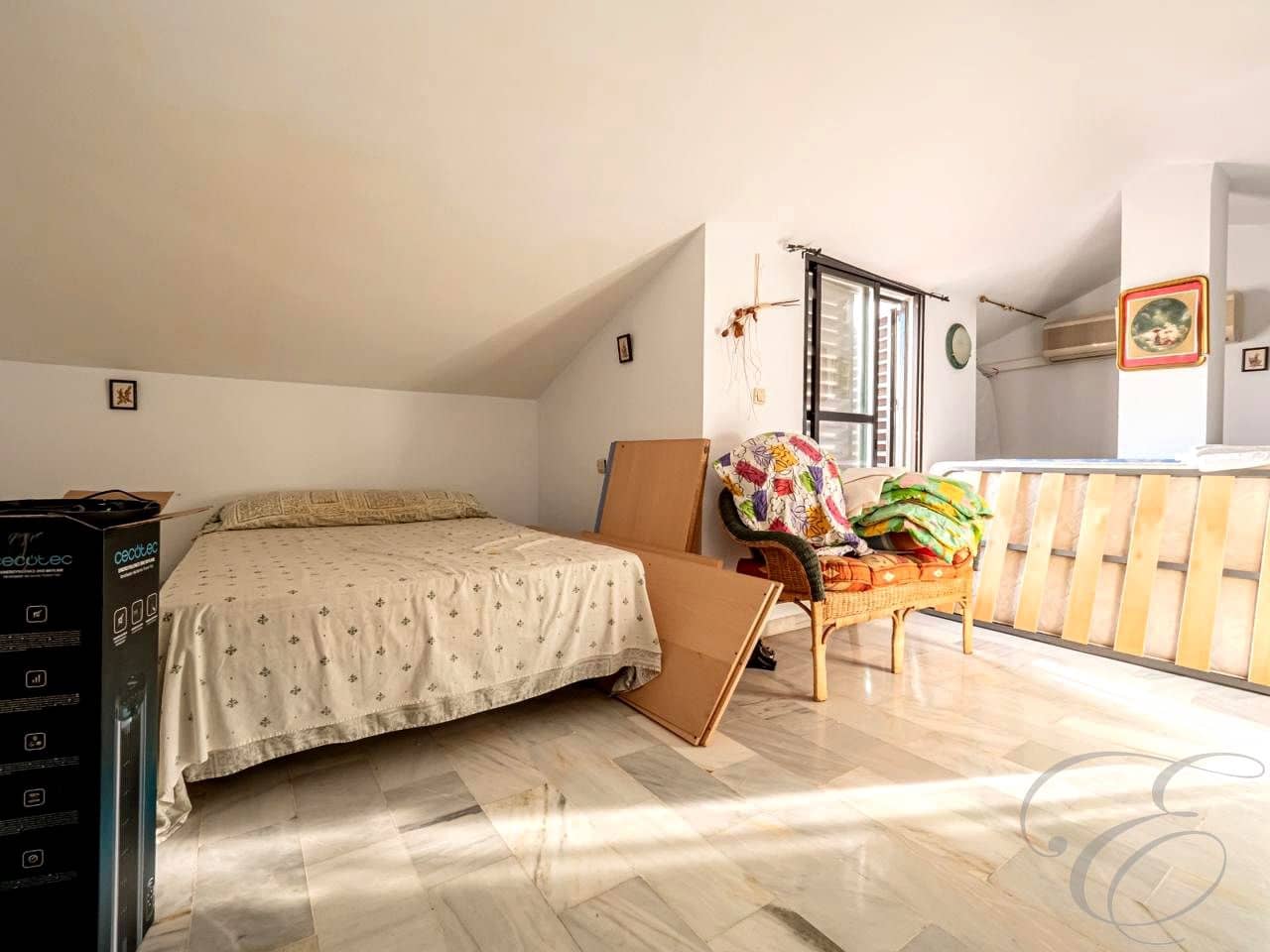 5 makuuhuone Huvila myytävänä paikassa Torre del Mar mukana uima-altaan 
autotalli - 480 000 € (Ref: 9624019)