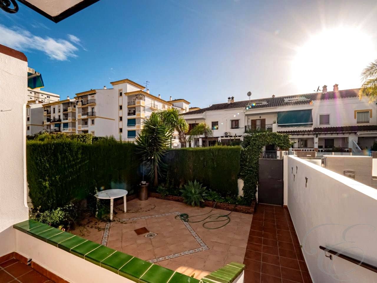 5 makuuhuone Huvila myytävänä paikassa Torre del Mar mukana uima-altaan 
autotalli - 480 000 € (Ref: 9624019)