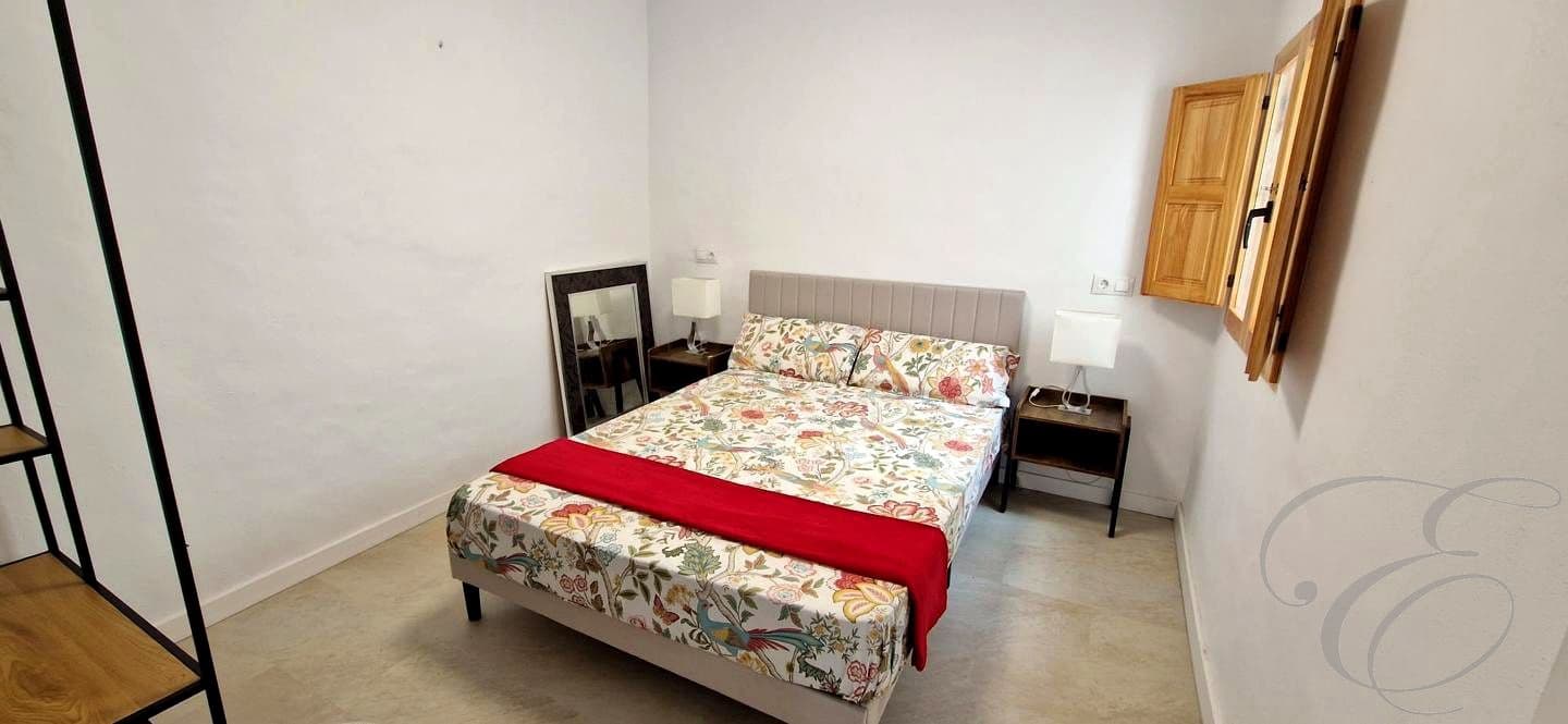 4 chambre Villa/Maison à vendre à Velez-Malaga - 218 000 € (Ref: 9642850)