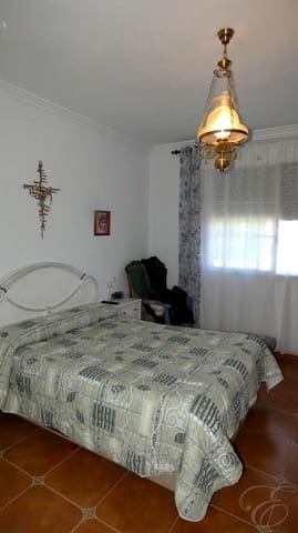 4 chambre Finca/Maison de Campagne à vendre à Moraleda de Zafayona avec garage - 250 000 € (Ref: 9650548)