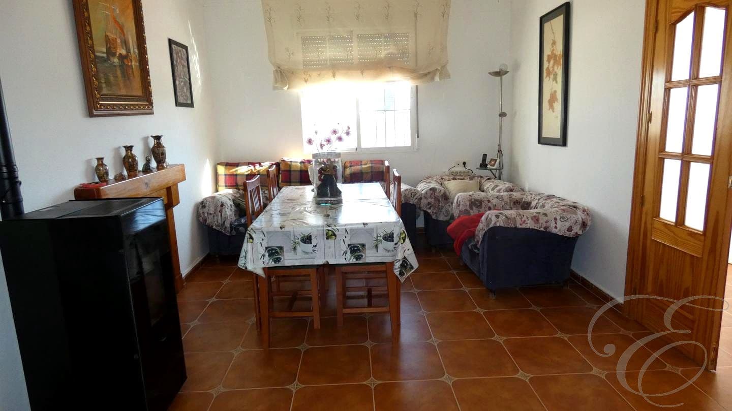 4 chambre Finca/Maison de Campagne à vendre à Moraleda de Zafayona avec garage - 250 000 € (Ref: 9650548)