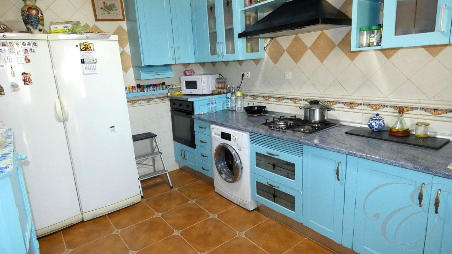 4 chambre Finca/Maison de Campagne à vendre à Moraleda de Zafayona avec garage - 250 000 € (Ref: 9650548)