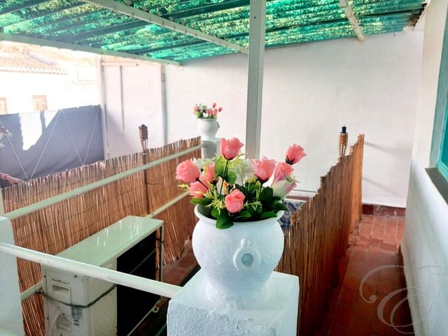 3 soveværelse Villa til salg i Vélez-Málaga - € 165.000 (Ref: 9665235)