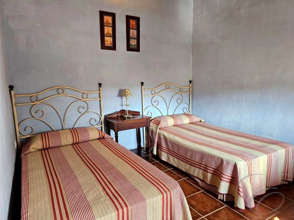 6 Zimmer Finca/Landgut zu verkaufen in Archidona mit Pool - 489.000 € (Ref: 9669276)