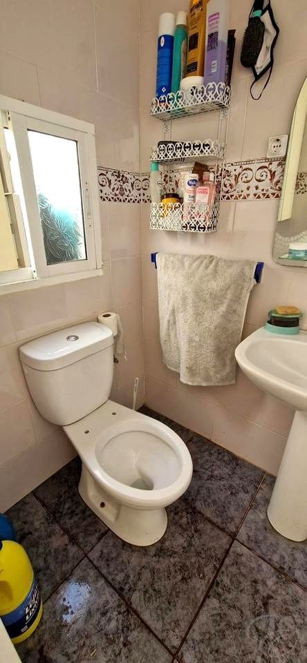 3 bedroom Villa for sale in Arenas del Rey with garage - € 75,500 (Ref: 9687567)