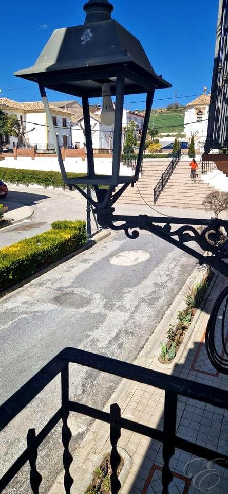 3 bedroom Villa for sale in Arenas del Rey with garage - € 75,500 (Ref: 9687567)