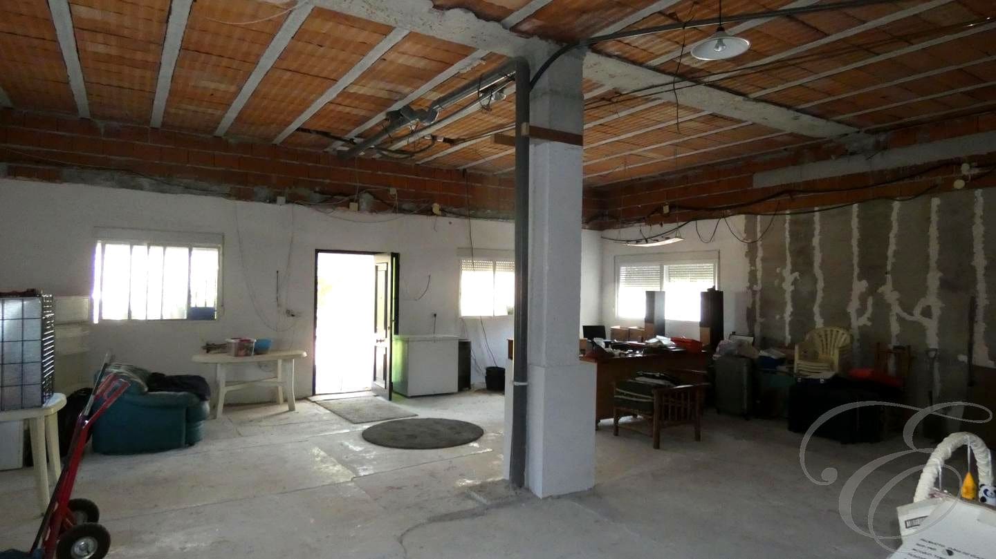 3 bedroom Villa for sale in Rubite with garage - € 299,000 (Ref: 9771032)