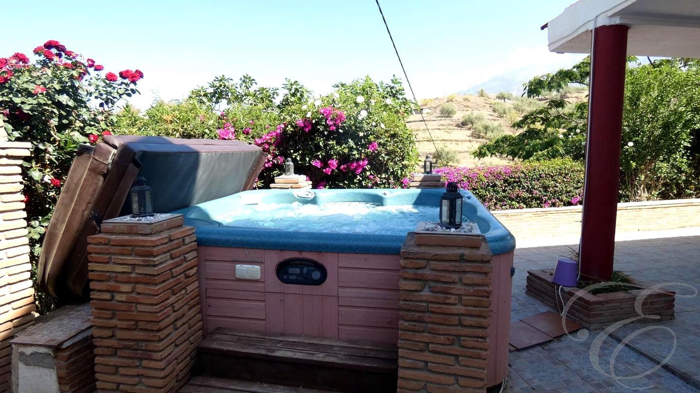 3 bedroom Villa for sale in Rubite with garage - € 299,000 (Ref: 9771032)