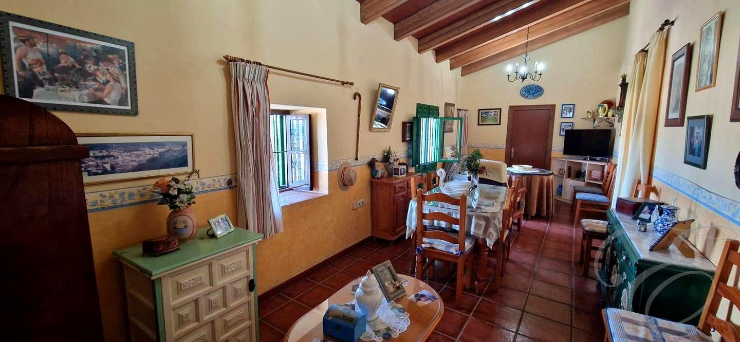 4 soverom Finca/Herregård til salgs i Velez-Malaga med garasje - € 395 000 (Ref: 9771033)