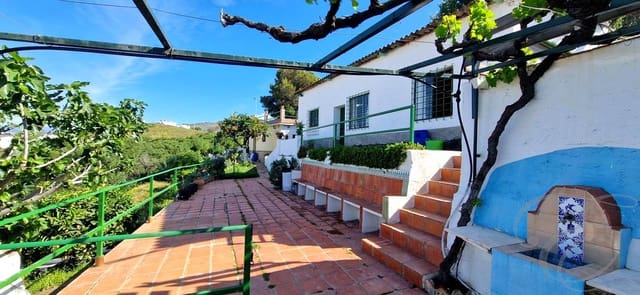 4 soverom Finca/Herregård til salgs i Vélez-Málaga med garasje - € 395 000 (Ref: 9771033)
