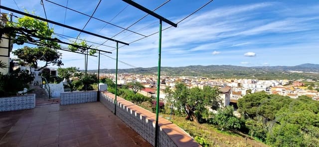 4 soverom Finca/Herregård til salgs i Vélez-Málaga med garasje - € 395 000 (Ref: 9771033)