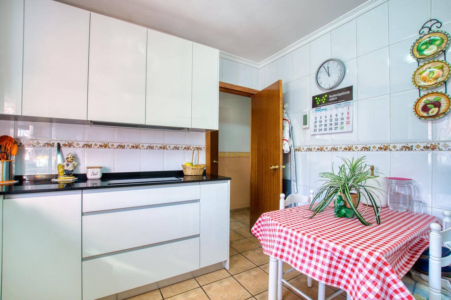 4 makuuhuone Huvila myytävänä paikassa Alcaucin mukana uima-altaan - 375 000 € (Ref: 9778771)