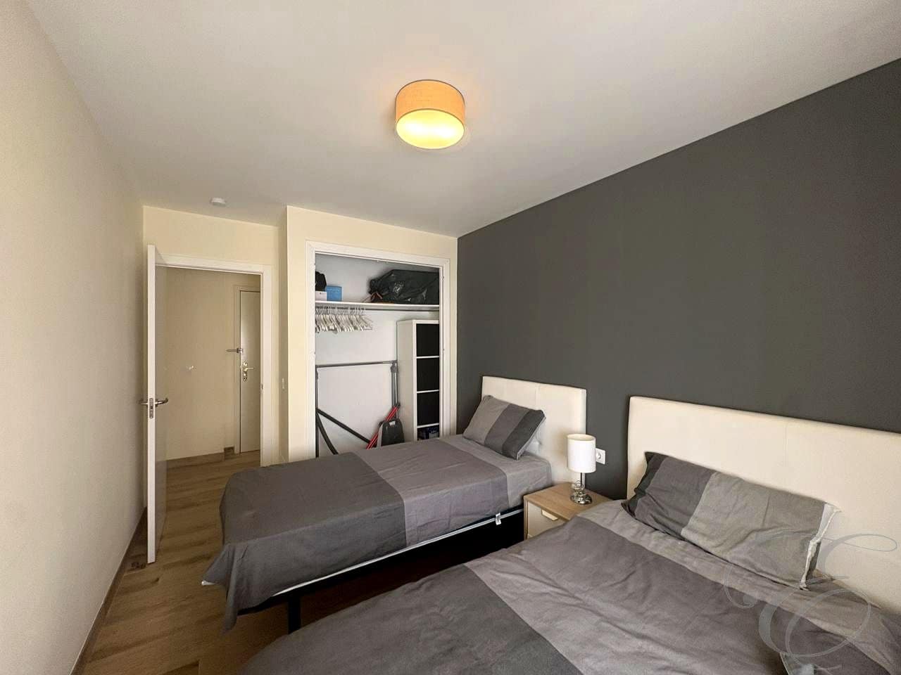 3 soveværelse Lejlighed til leje i Torre del Mar med swimmingpool - € 1.000 (Ref: 9815069)