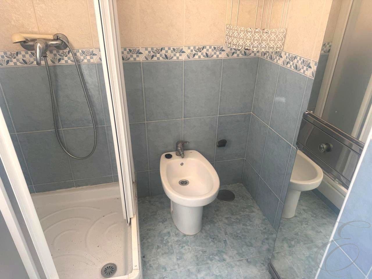 3 bedroom Villa for sale in Almachar with garage - € 179,000 (Ref: 9819382)