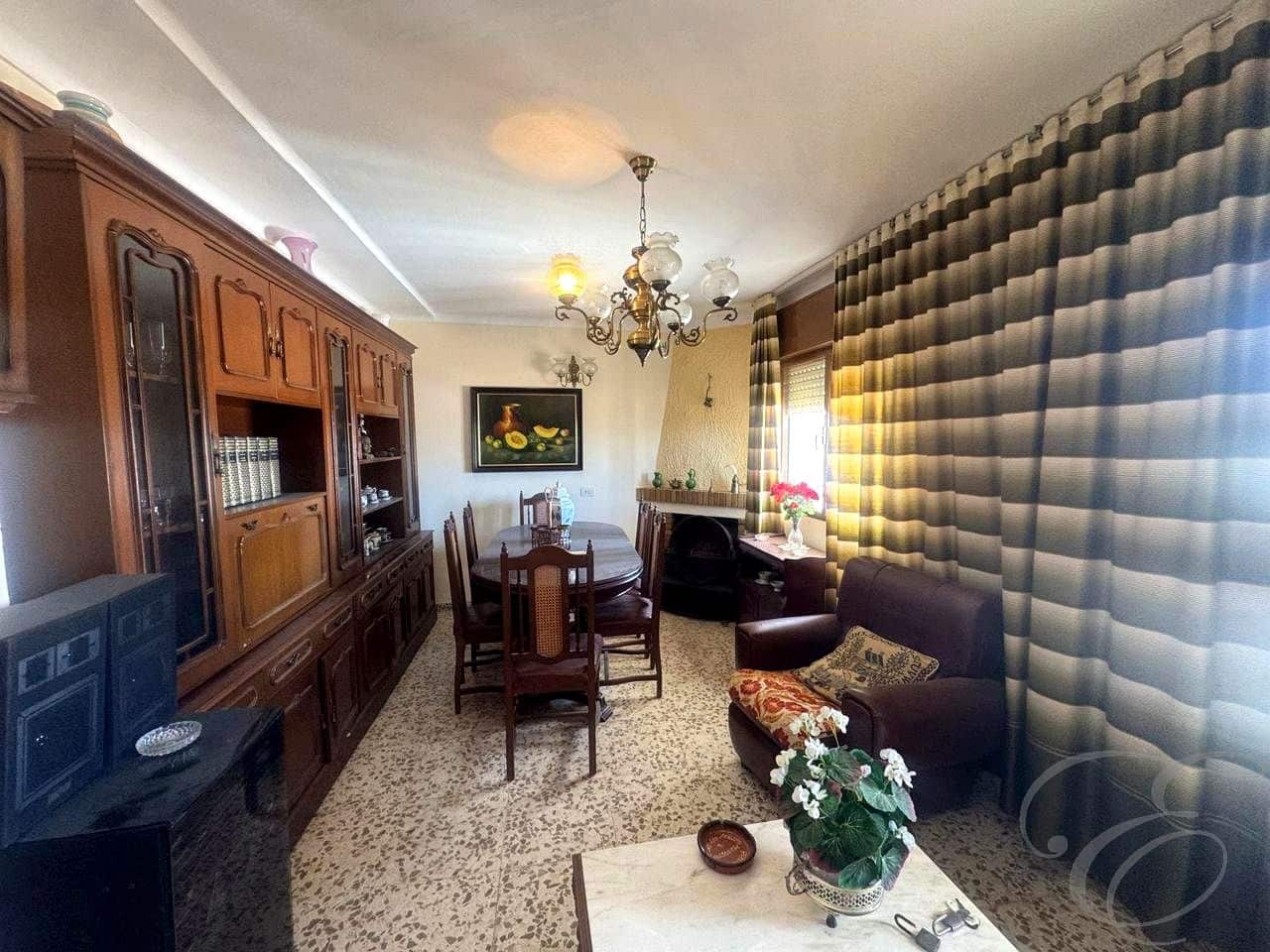 3 bedroom Villa for sale in Almachar with garage - € 179,000 (Ref: 9819382)