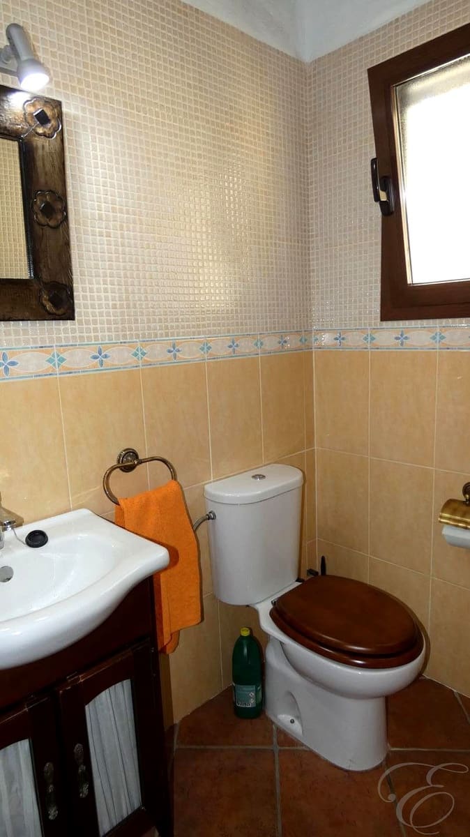 3 chambre Finca/Maison de Campagne à vendre à Competa avec piscine garage - 365 000 € (Ref: 9819383)
