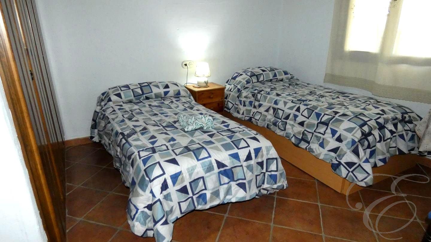 3 chambre Finca/Maison de Campagne à vendre à Competa avec piscine garage - 365 000 € (Ref: 9819383)