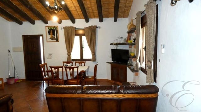 3 chambre Finca/Maison de Campagne à vendre à Cómpeta avec piscine garage - 365 000 € (Ref: 9819383)