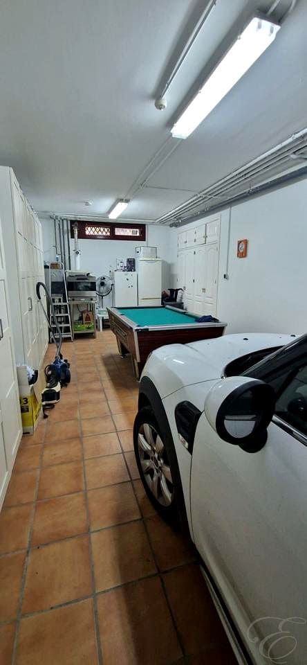 4 bedroom Villa for sale in Motril with pool garage - € 599,500 (Ref: 9829626)