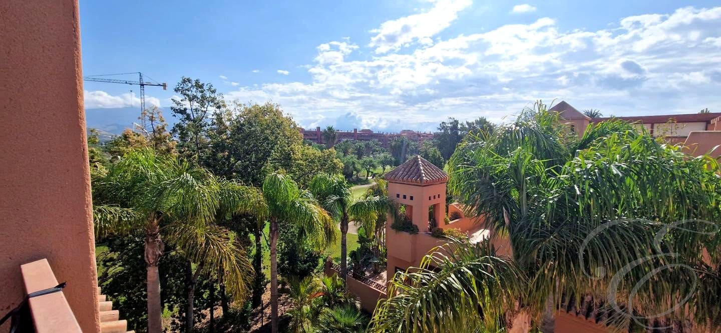 4 bedroom Villa for sale in Motril with pool garage - € 599,500 (Ref: 9829626)