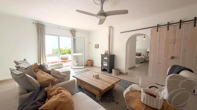 5 Zimmer Villa zu verkaufen in Nueva Nerja, Nerja mit Pool - 1.099.000 € (Ref: 9829923)