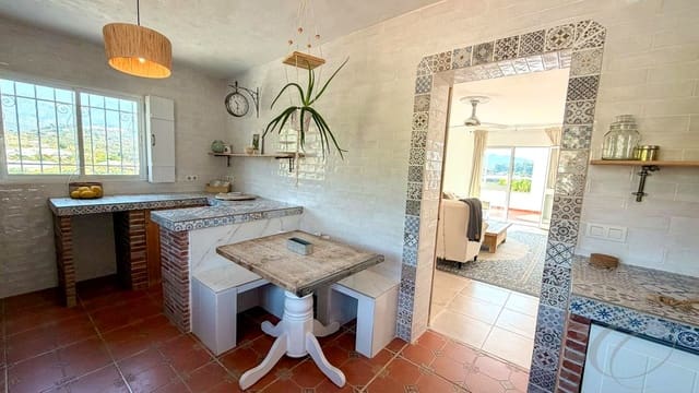 5 Zimmer Villa zu verkaufen in Nueva Nerja, Nerja mit Pool - 1.099.000 € (Ref: 9829923)