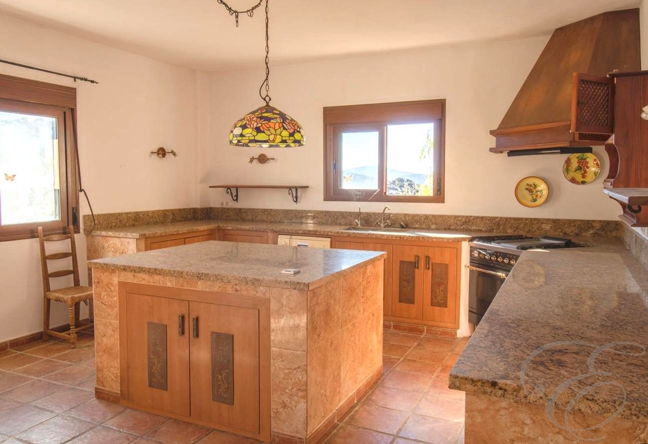 3 chambre Finca/Maison de Campagne à vendre à Riogordo - 240 000 € (Ref: 9830220)