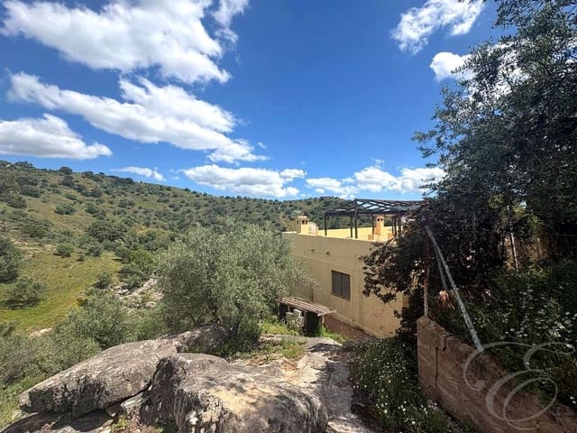 3 soveværelse Finca/Landehus til salg i Riogordo - € 240.000 (Ref: 9830220)