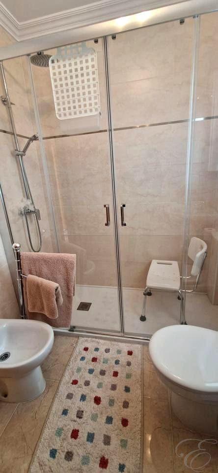 Piso de 2 habitaciones en Torrox en venta con garaje - 350.000 € (Ref: 9832994)