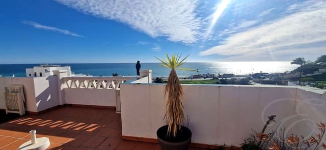 Piso de 2 habitaciones en Torrox Pueblo, Torrox en venta con garaje - 350.000 € (Ref: 9832994)