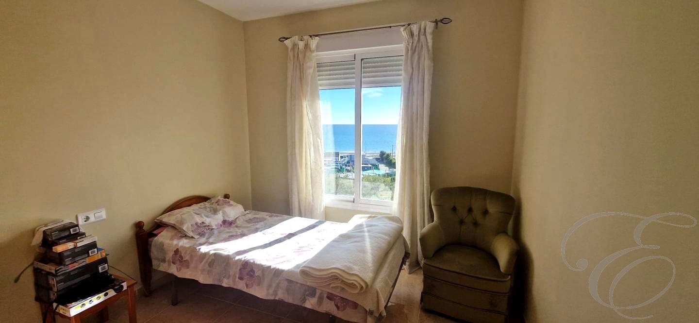 Piso de 2 habitaciones en Torrox en venta con garaje - 350.000 € (Ref: 9832994)
