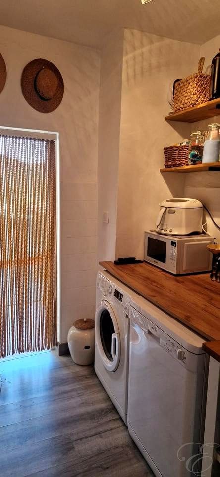 3 bedroom Villa for sale in Canillas de Albaida with garage - € 249,500 (Ref: 9844428)
