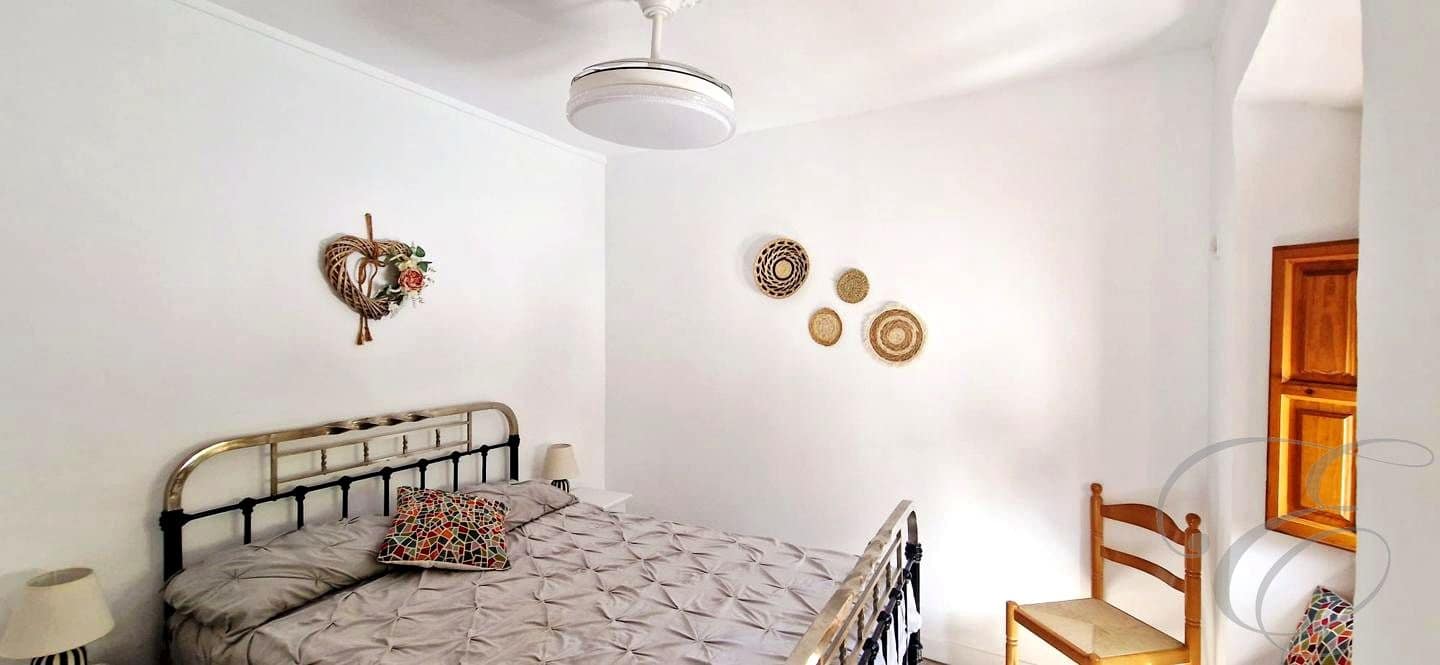 3 bedroom Villa for sale in Canillas de Albaida with garage - € 249,500 (Ref: 9844428)