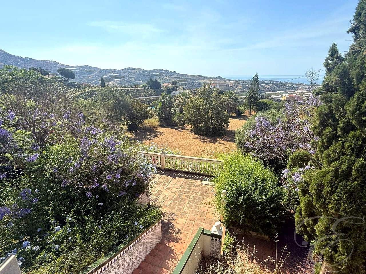 3 chambre Finca/Maison de Campagne à vendre à Algarrobo avec piscine garage - 550 000 € (Ref: 9872569)